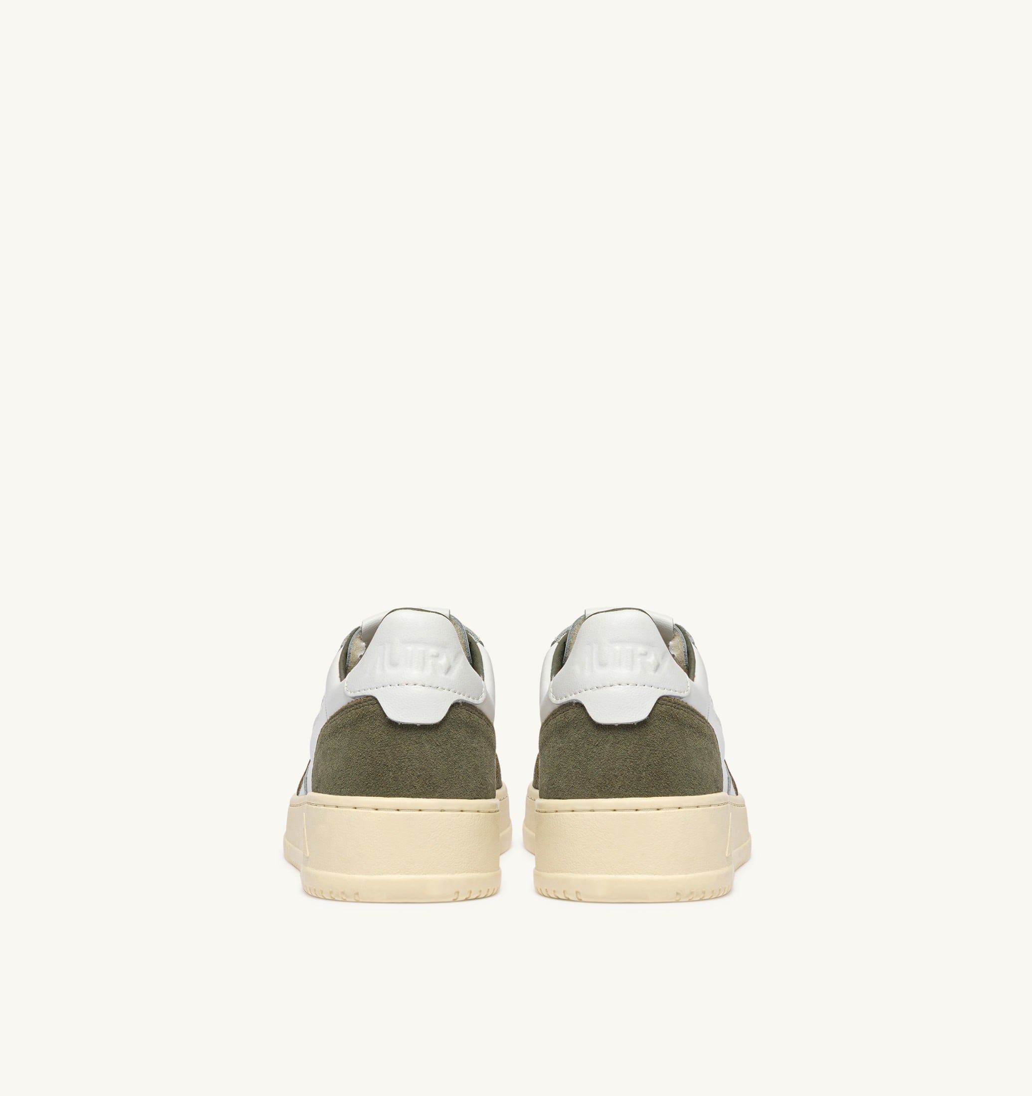 BASKETS MEDALIST LOW EN CUIR BLANC ET DAIM SMOKED GREEN