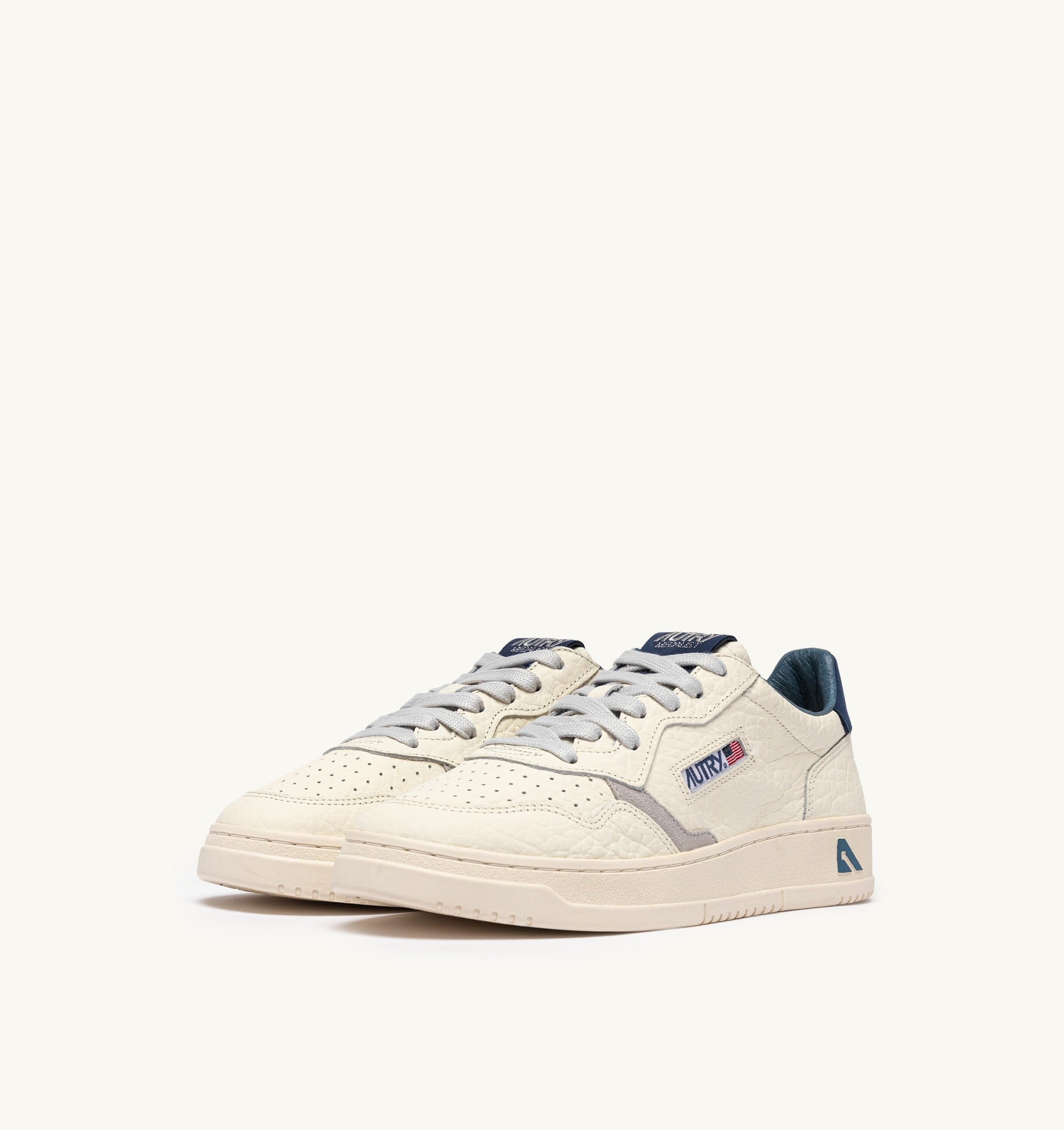BASKETS MEDALIST LOW EN CUIR BLUE DEPTHS ET VAPOR