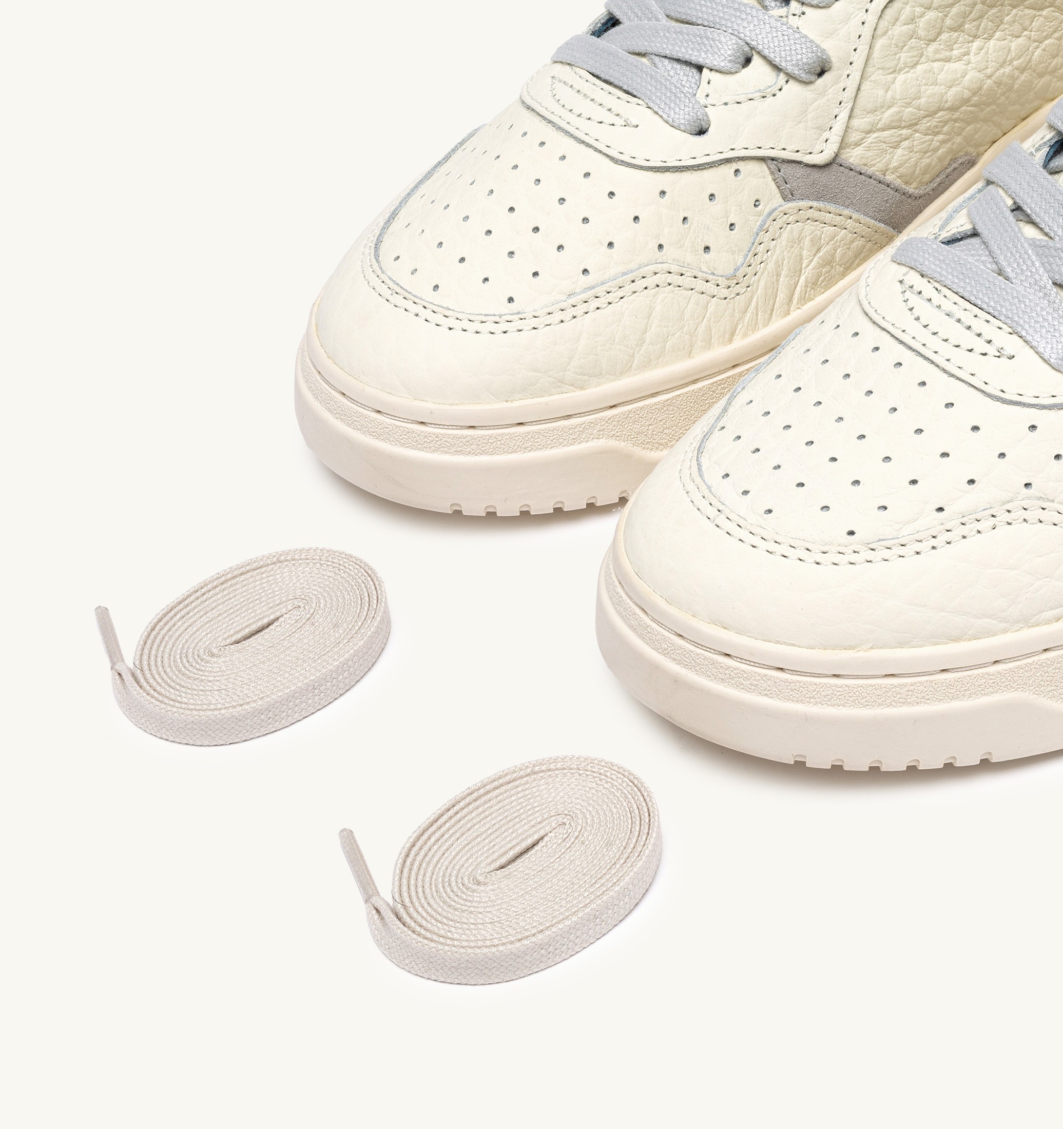 BASKETS MEDALIST LOW EN CUIR BLUE DEPTHS ET VAPOR
