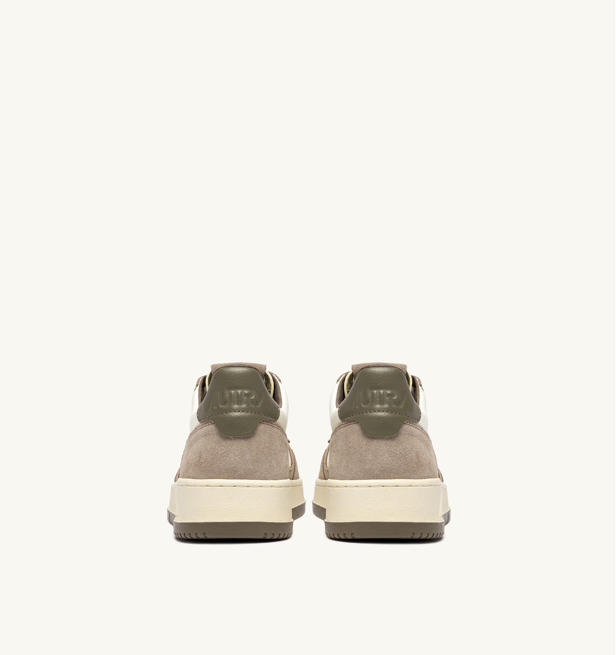 BASKETS MEDALIST LOW EN CUIR ET DAIM COVERT GREEN ET LICORICE