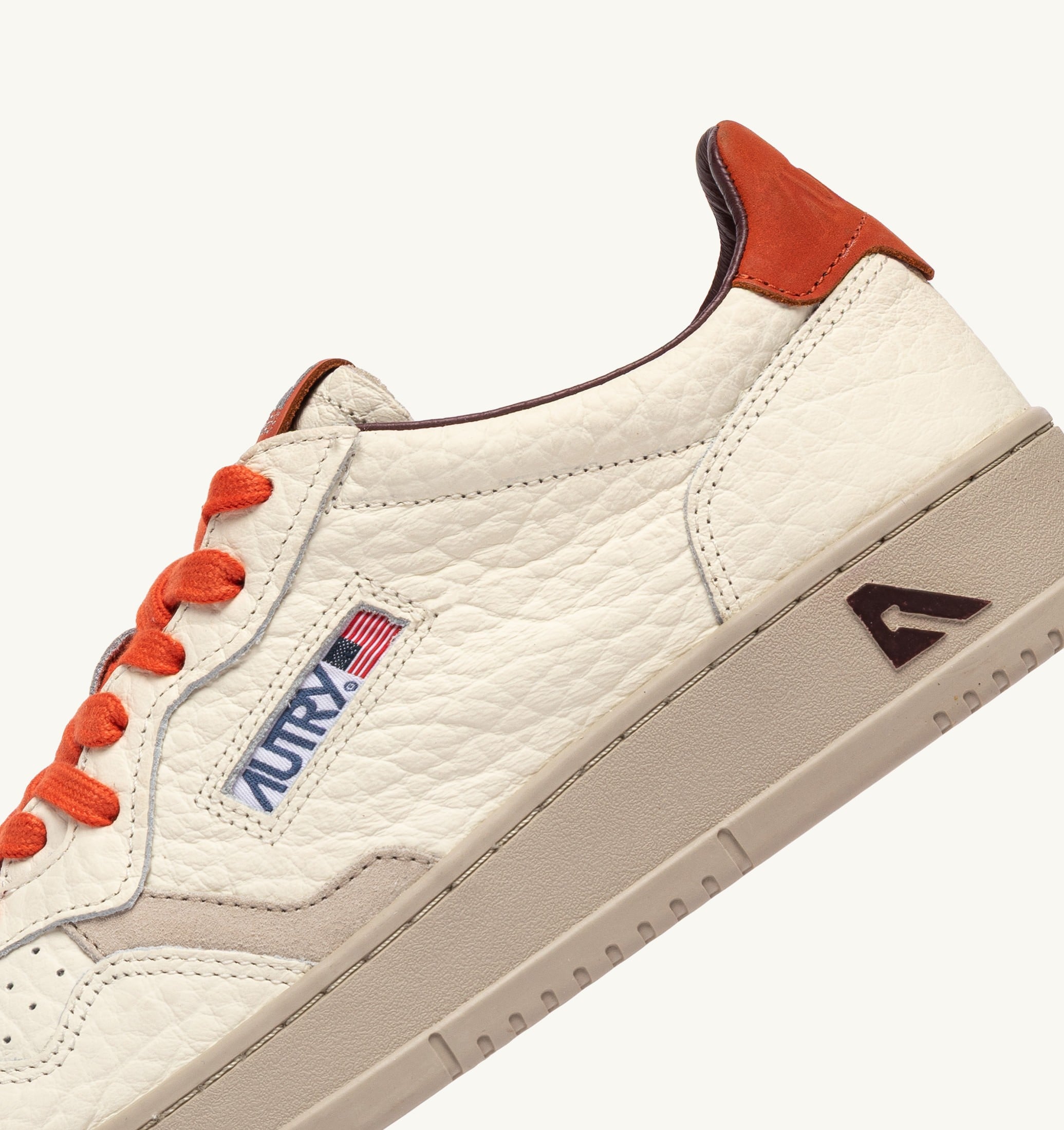 BASKETS MEDALIST LOW EN CUIR SAND ET PUMPKIN