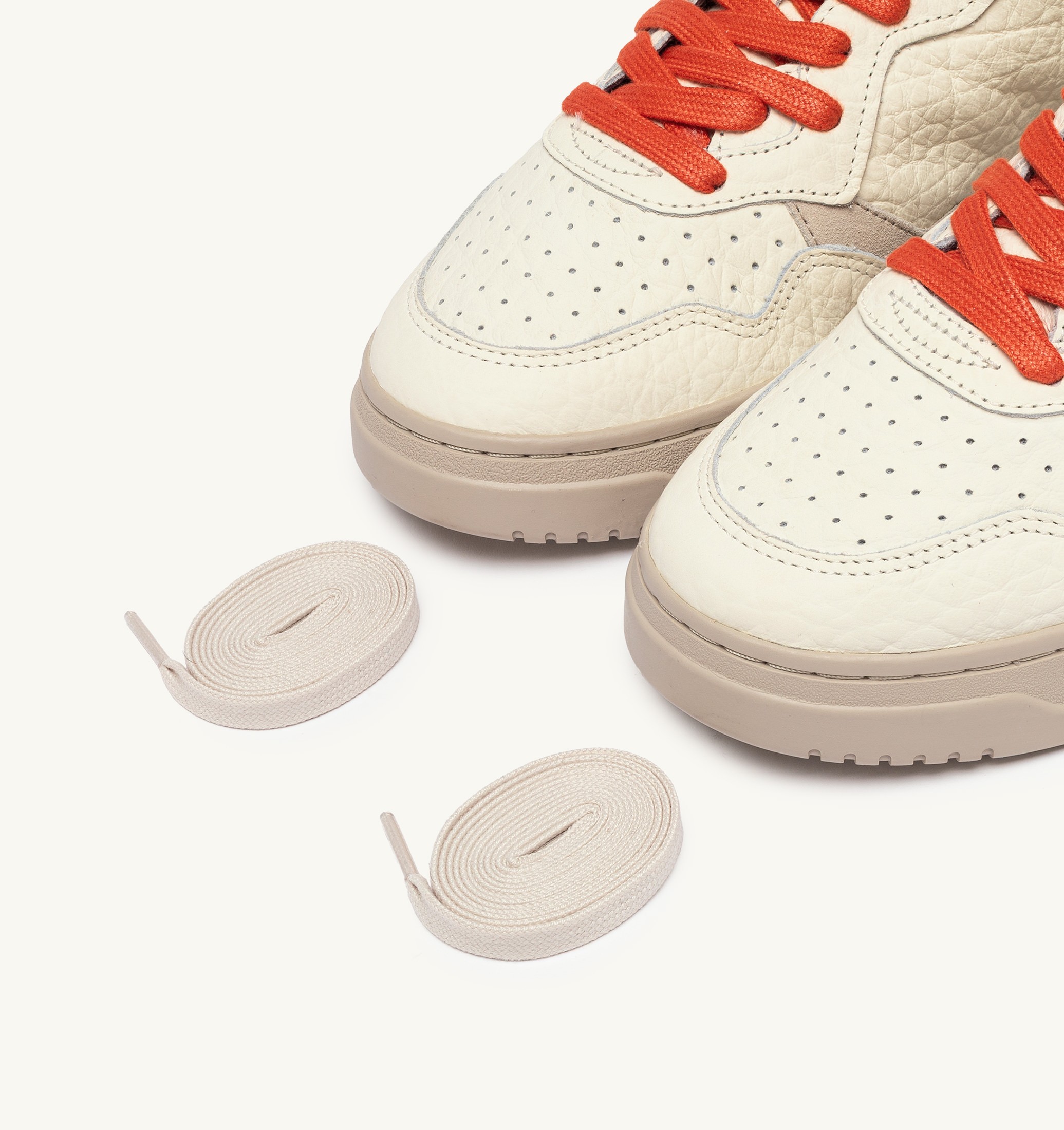 BASKETS MEDALIST LOW EN CUIR SAND ET PUMPKIN