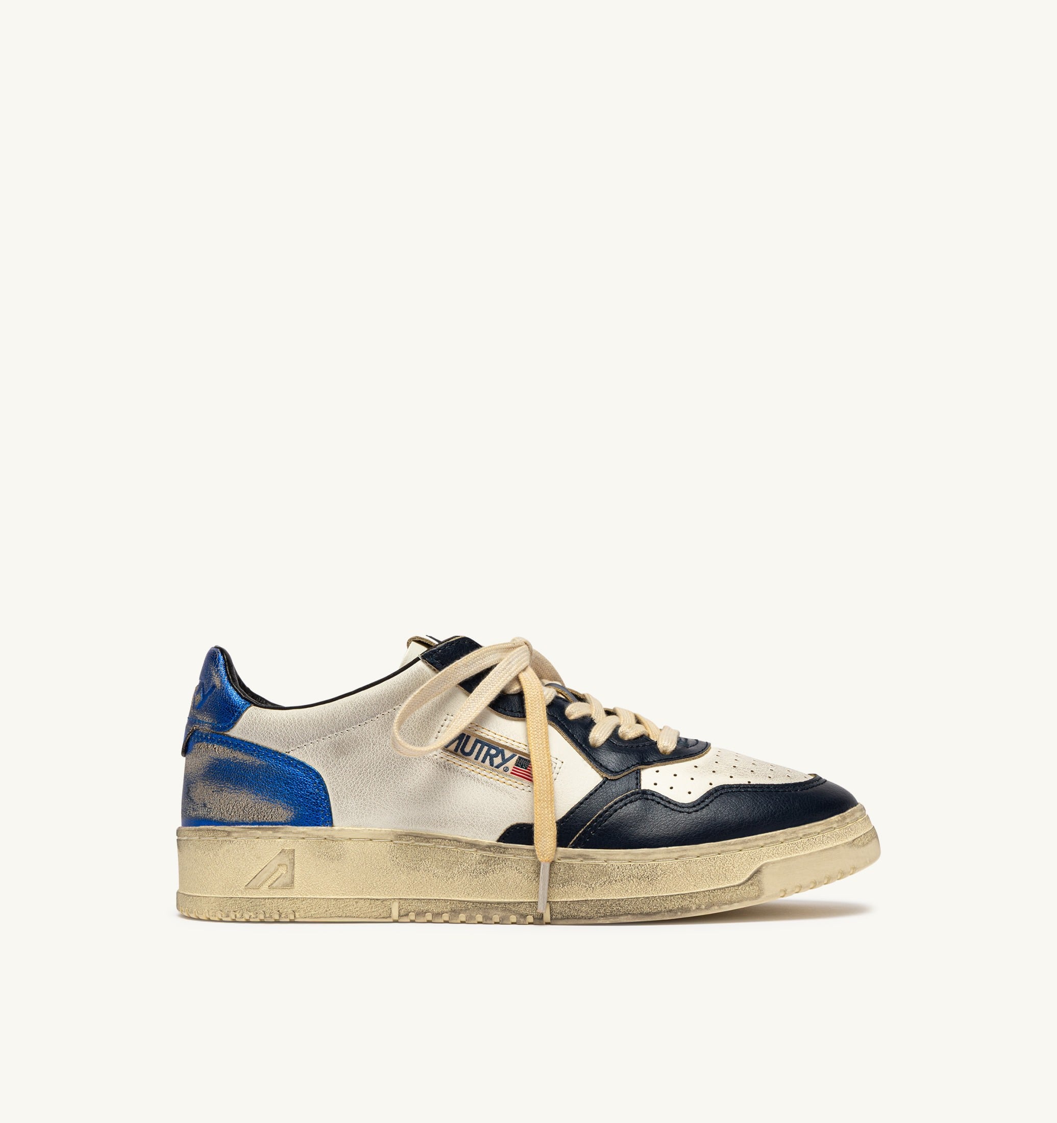 BASKETS MEDALIST LOW SUPER VINTAGE EN CUIR BLANC BLUE SPACE ET BLEU