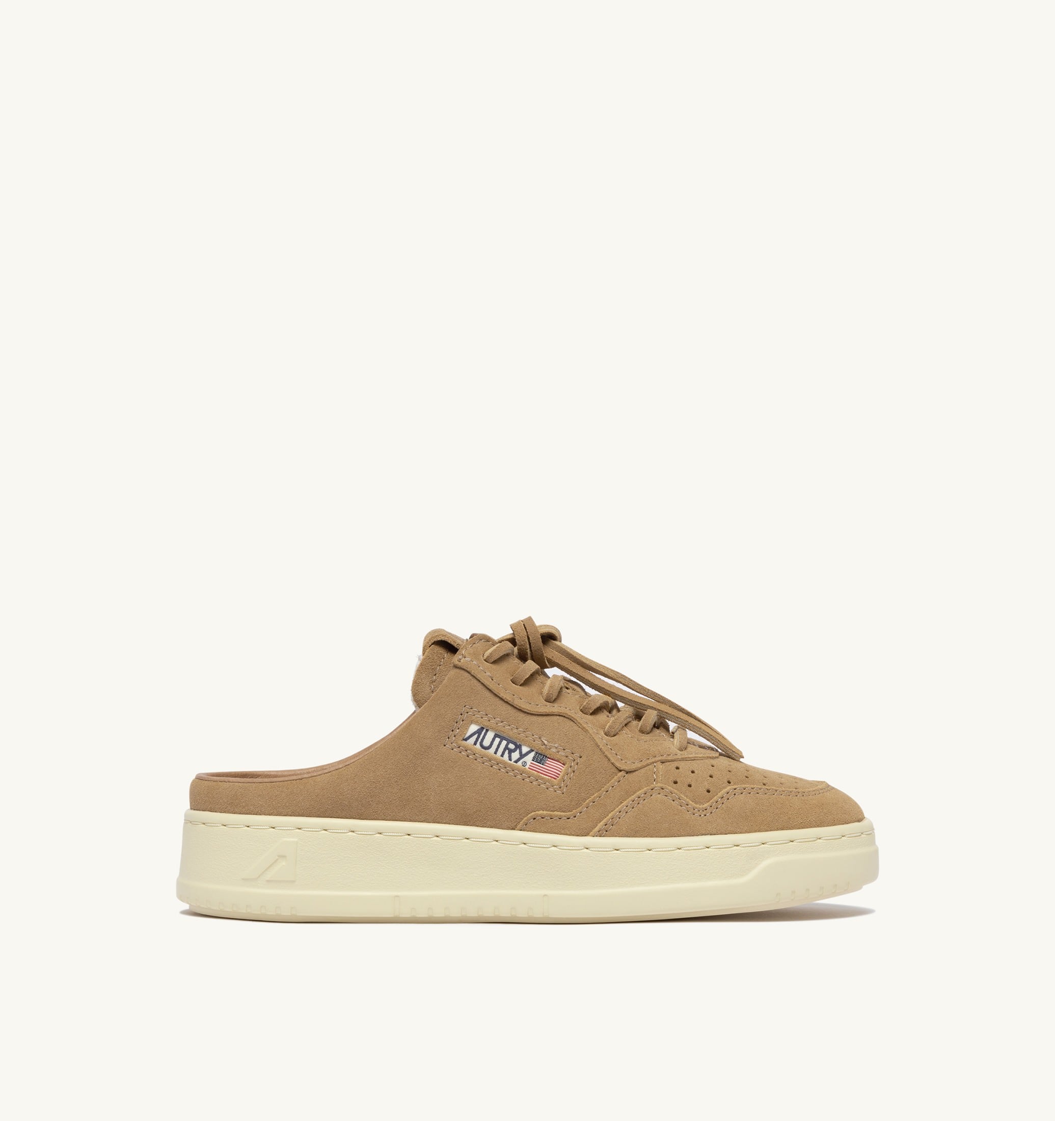 BASKETS MEDALIST MULE EN DAIM CUIVRE