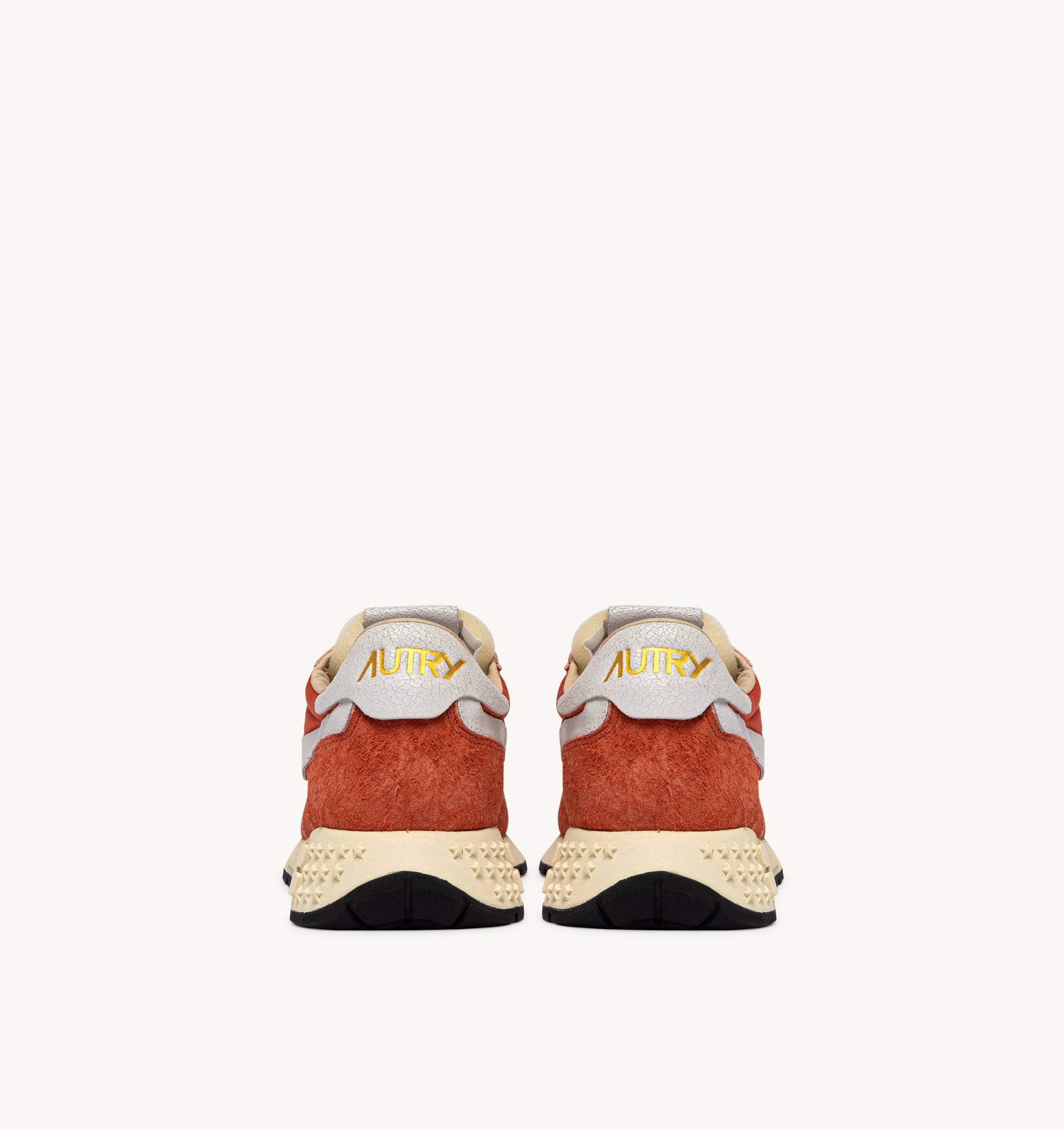 BASKETS REELWIND LOW EN NYLON ET DAIM BLANC ET ORANGE RUST