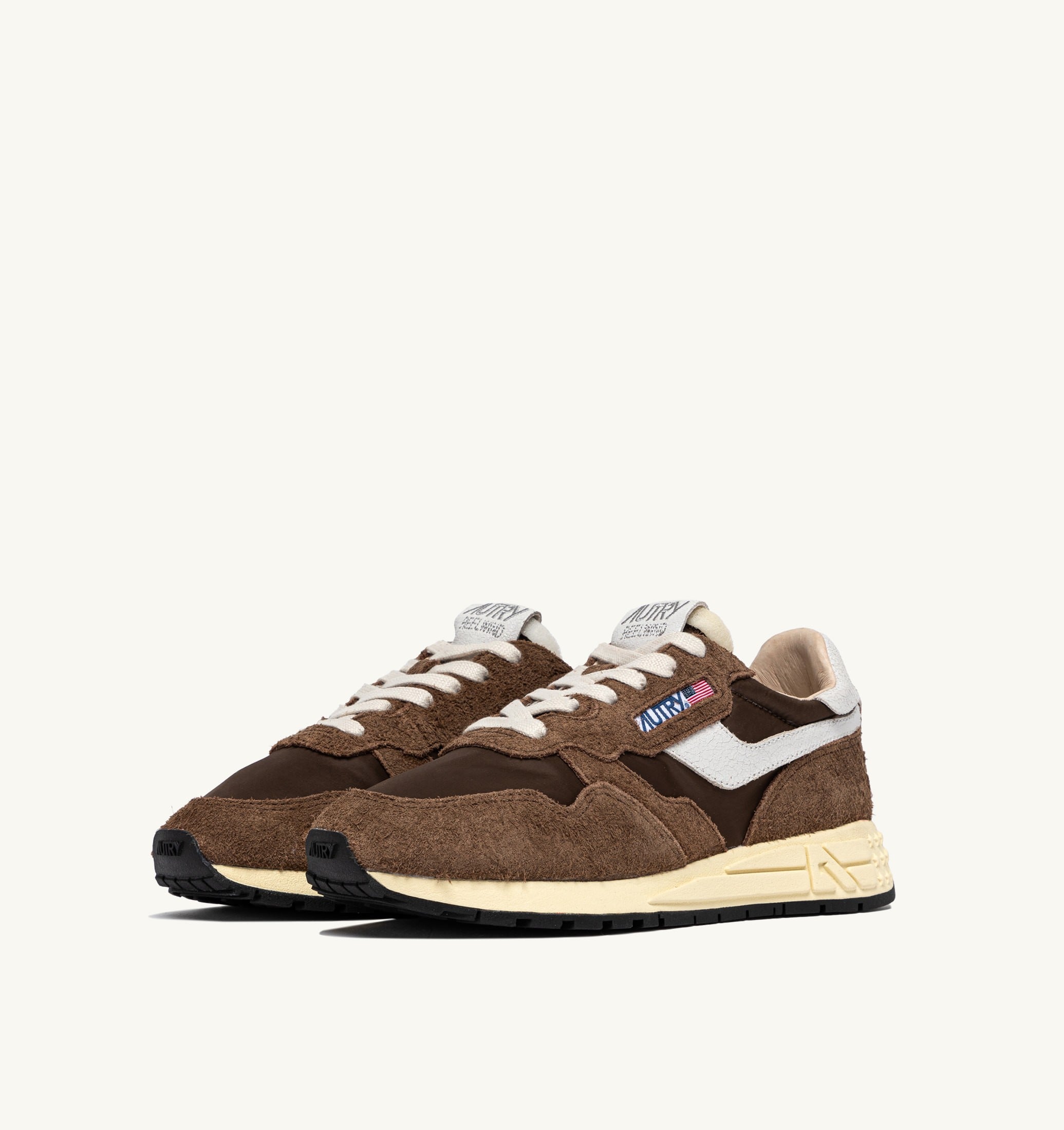 BASKETS REELWIND LOW EN NYLON ET DAIM BLANC ET TUNDRA