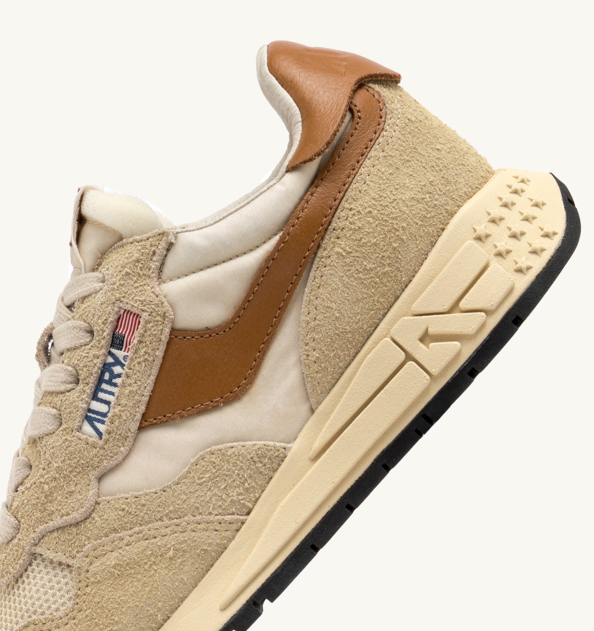 BASKETS REELWIND LOW EN DAIM ET NYLON ÉCRU ET CATHAY SPICE