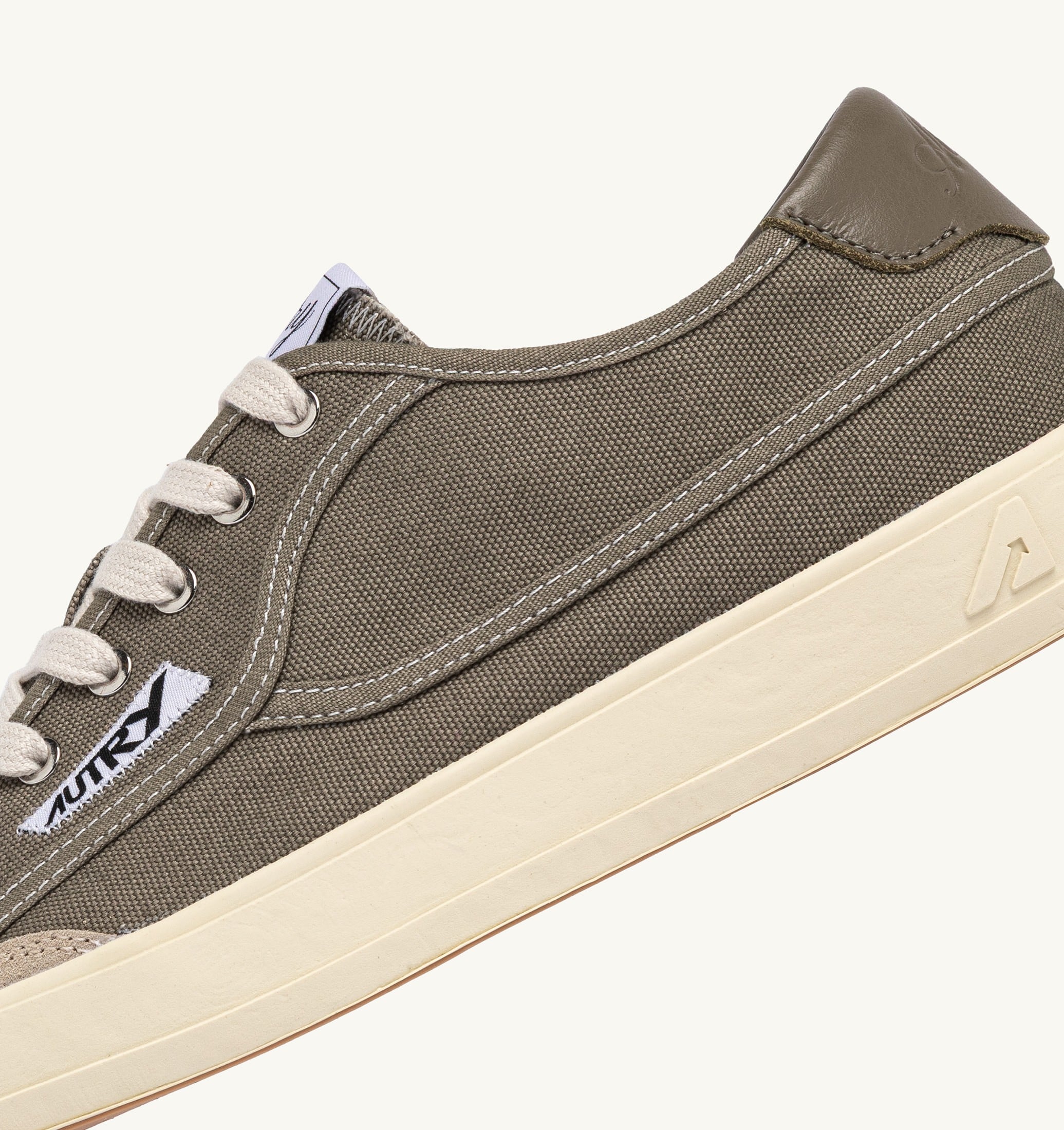 BASKETS WINDSCAPE LOW EN TOILE MILITARY