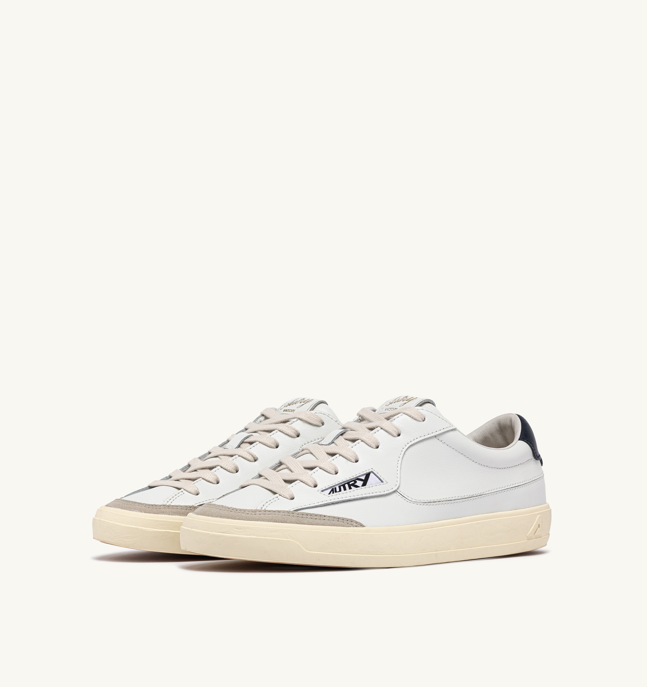 BASKETS WINDSCAPE LOW EN CUIR BLANC ET SPACE