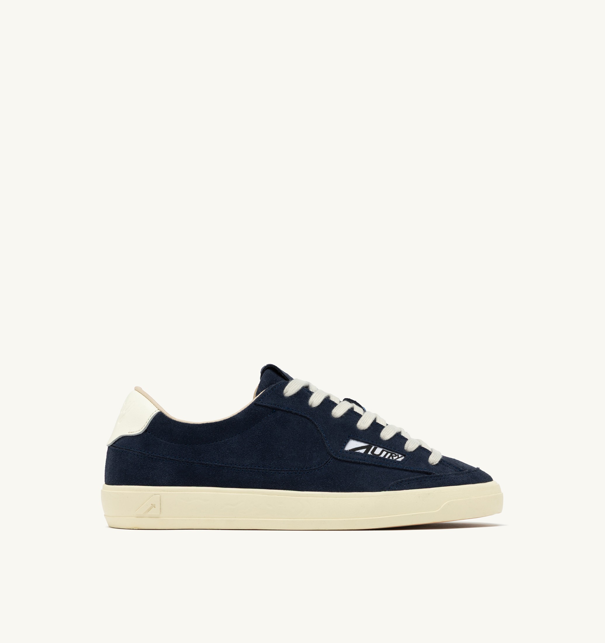 BASKETS WINDSCAPE LOW EN DAIM NAVY ET MARSHMALLOW